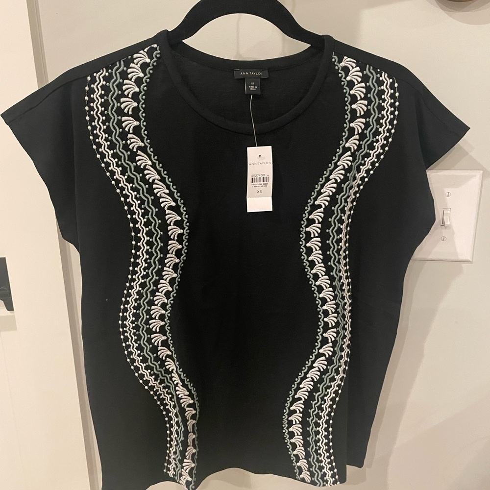 Ann Taylor Black Embroidered Women's Top